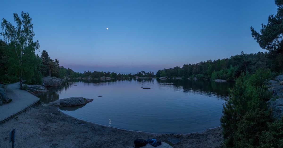 Panorama med fint blålys.