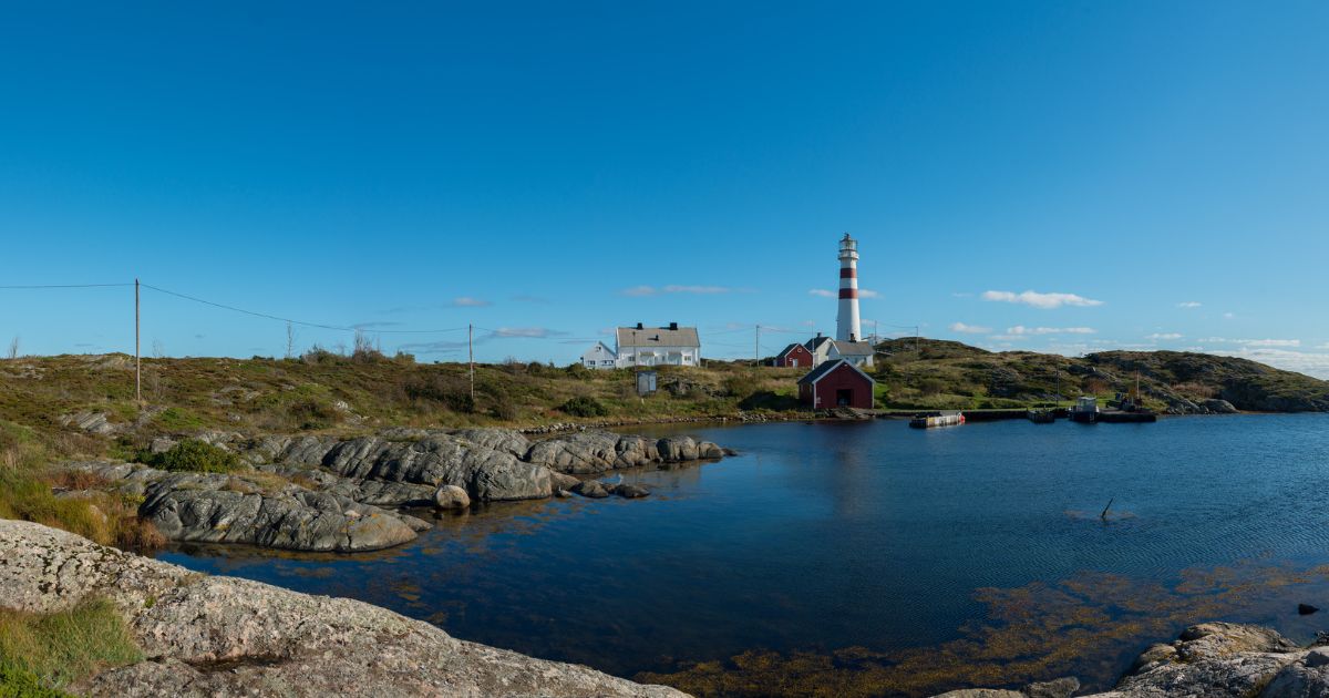 Oksøy fyr på en finværsdag